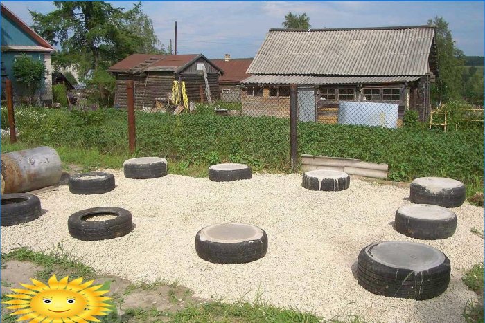 Fondation de bricolage à partir de vieux pneus