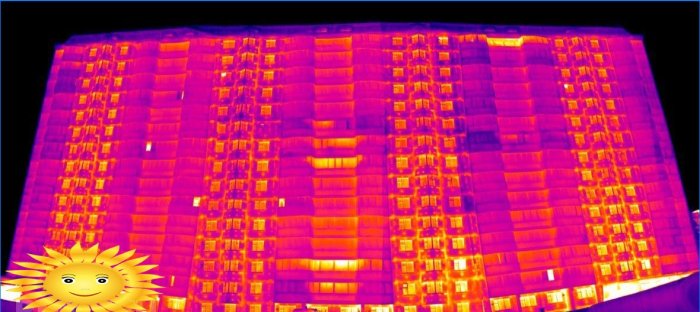 Inspecter une maison avec une caméra thermique: trouver des fuites de chaleur