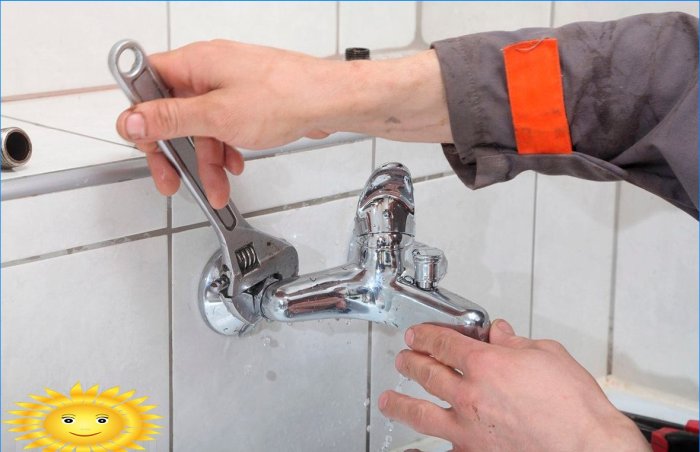 Installer un robinet dans la salle de bain