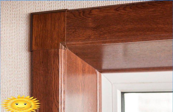 Pentes pour fenêtres dans une maison en bois: options de finition