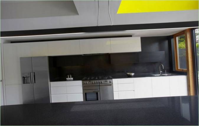 Suite de cuisine moderne House in Black à Londres