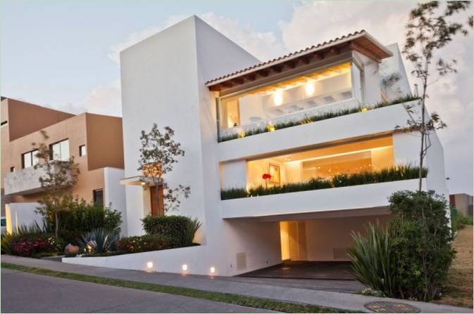 Ameublement moderne d'une maison mexicaine