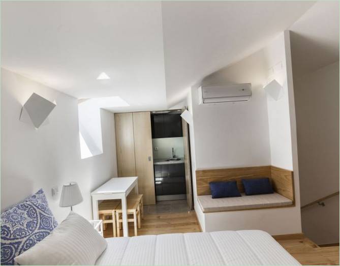 Cuisine cachée dans une chambre