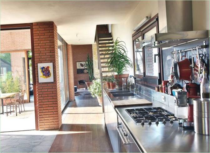Aménagement intérieur d'une cuisine moderne
