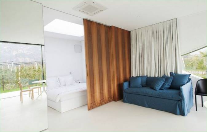 Aménagement intérieur de la "Mirror House" de Peter Pichler Architecture en Italie