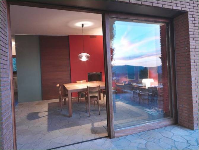 Portes coulissantes donnant sur la terrasse