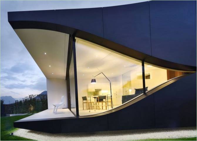 La maison miroir de Peter Pichler Architecture en Italie