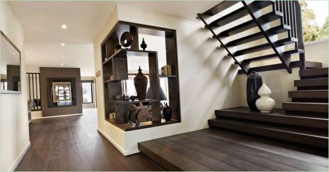 Escalier magnifiquement conçu menant au premier étage de Barwon MK2