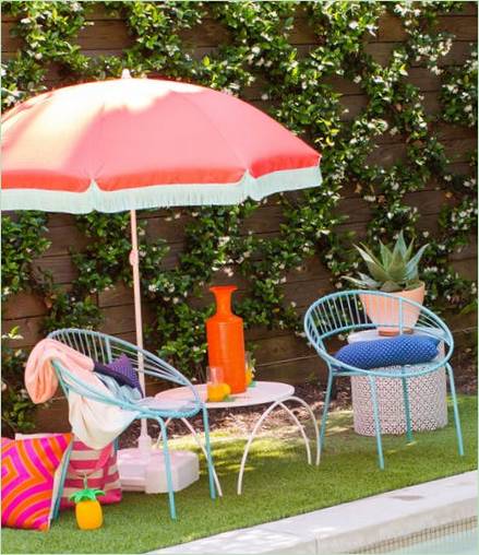 Idées de jardin étonnantes : un parasol de plage Des idées étonnantes pour le jardin : un parasol de plage