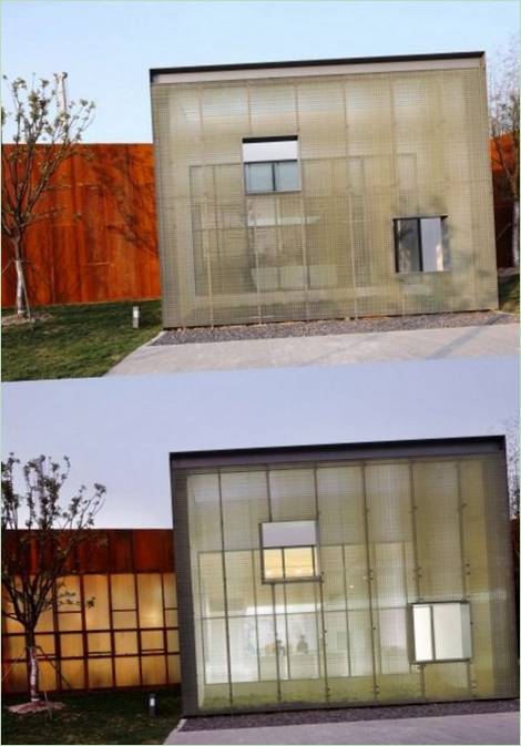 Revêtement de façade en maille métallique