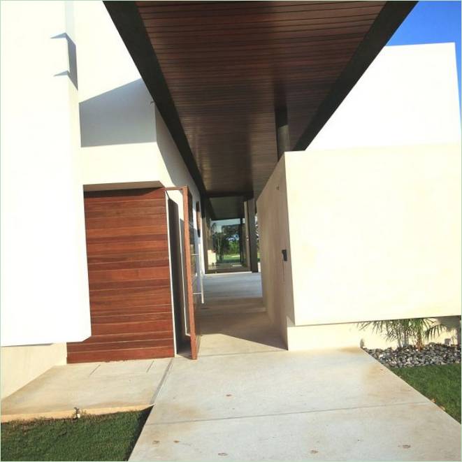 Entrée principale de la Maison du MCC