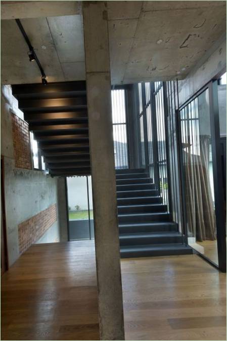 Intérieur unique de la maison N18 par l'architecte DRTAN LM
