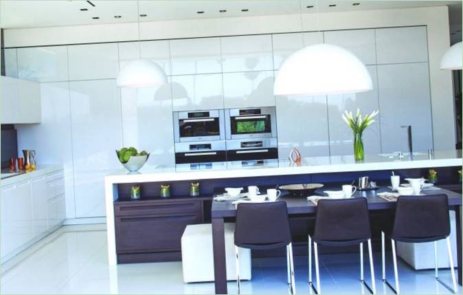 Salle à manger Laurel Way par Whipple Russell Architects en Californie