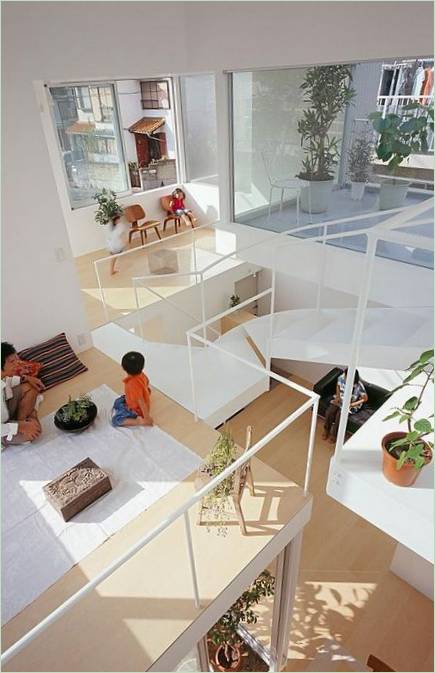 La maison unique de Tetsuo Kondo au centre du Japon