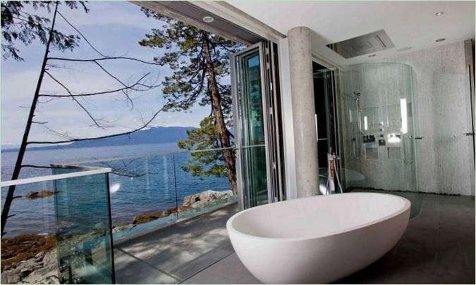 Baignoire sur le balcon