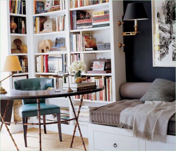 Un lieu de travail dans une maison privée