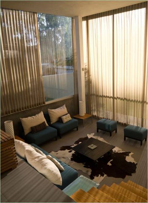 Aménagement intérieur d'une maison dans une forêt d'eucalyptus, Zapopan, Jalisco, Mexique