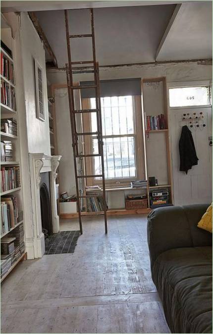 Une maison de poupée dans la banlieue de Melbourne