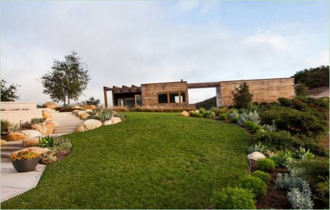 Maison de banlieue de Toro Canyon House en Californie