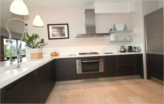 Aménagement intérieur de la cuisine moderne