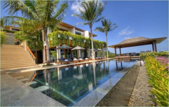 Terrasse et piscine