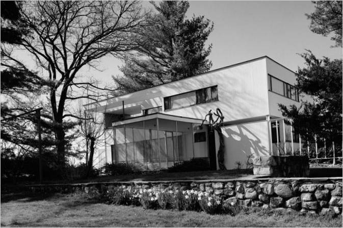 L'extérieur de la maison Gropius dans le Massachusetts
