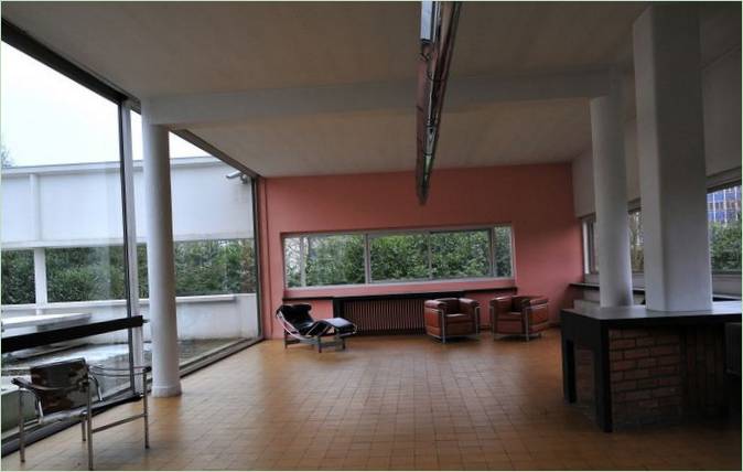 Spacieux salon de la Villa Savoye