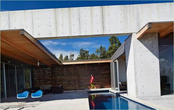 Terrasse de la piscine