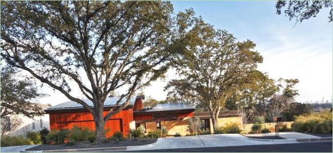 Extérieur d'une maison dans les arbres à Austin