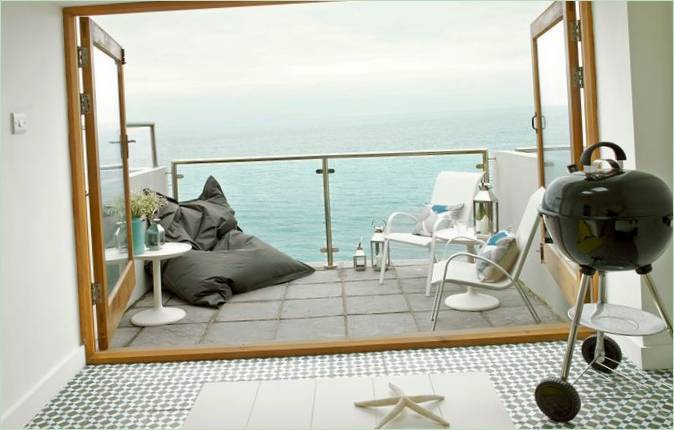 Terrasse avec vue sur l'océan