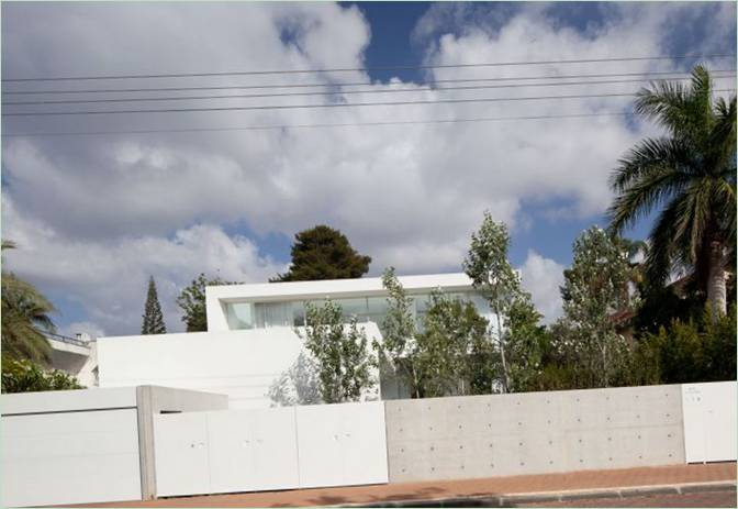 Une maison construite entre deux cours, Israël