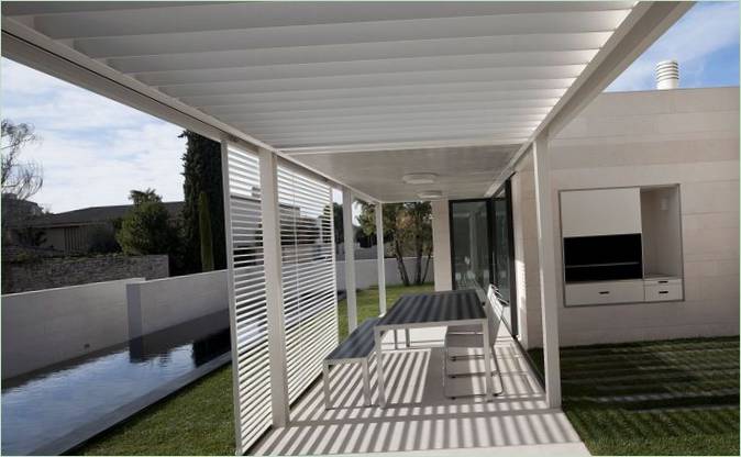 Pergola d'été dans la résidence Igualada N1 à Barcelone