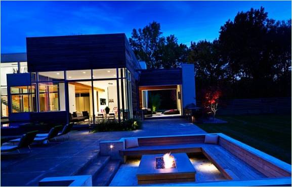 Une maison chic de l'Ohio au design intérieur remarquable
