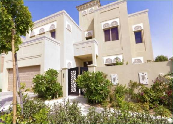 Conception d'une luxueuse villa arabe orientale