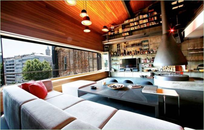 Intérieur du salon dans un loft de Karakoy