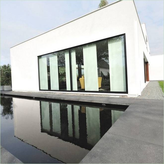 Piscine de la maison de campagne de la résidence Bemmel aux Pays-Bas