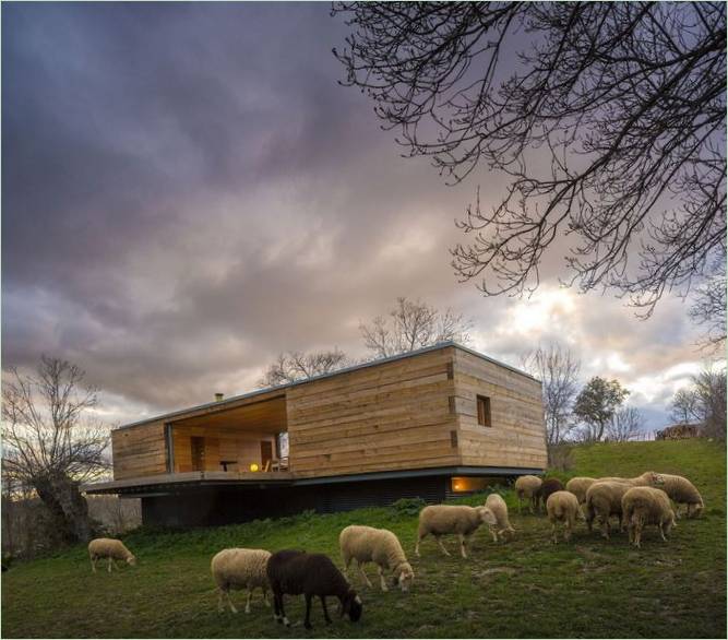 Maison de campagne en bois en Espagne