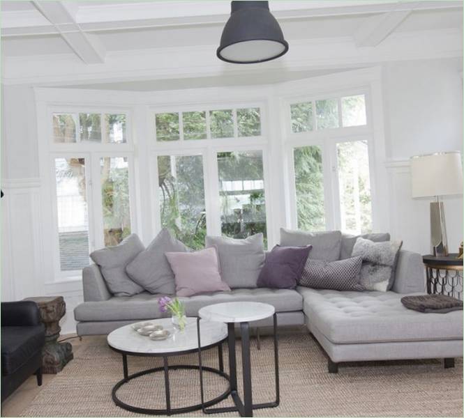 Aménagement intérieur d'un salon moderne