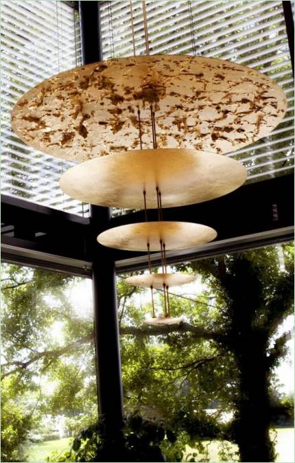Lampe originale dans une maison privée