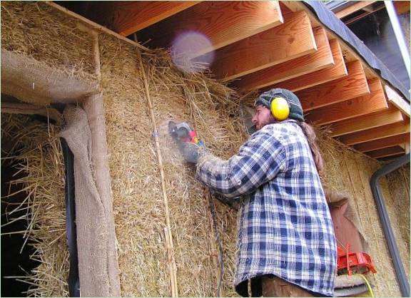Construire une maison avec des balles de chaume