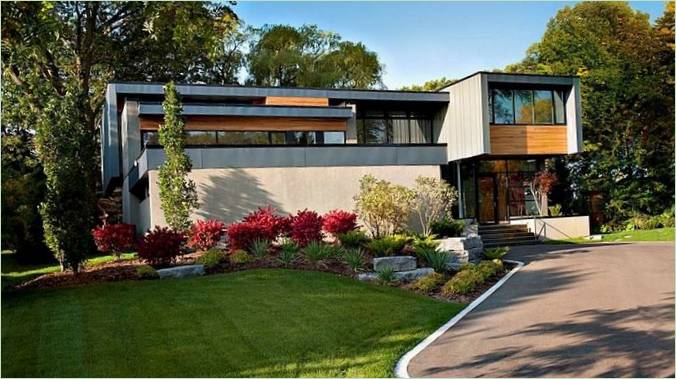 Aménagement paysager à la maison de campagne Thorncrest House au Canada
