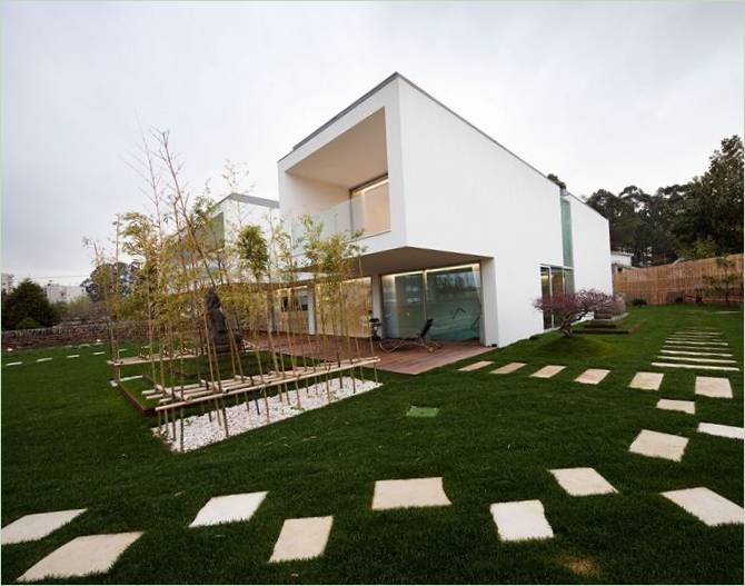 La maison de Valongo par l'Atelier Nuno Lacerda Lopes, Portugal