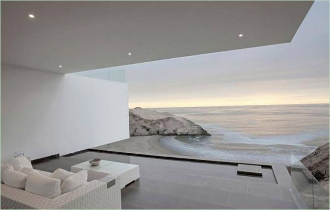 Salon semi-ouvert de la Casa VU avec une vue magnifique