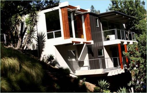 La maison de Michael Parks dans les bois