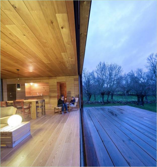 Terrasse en bois de la maison
