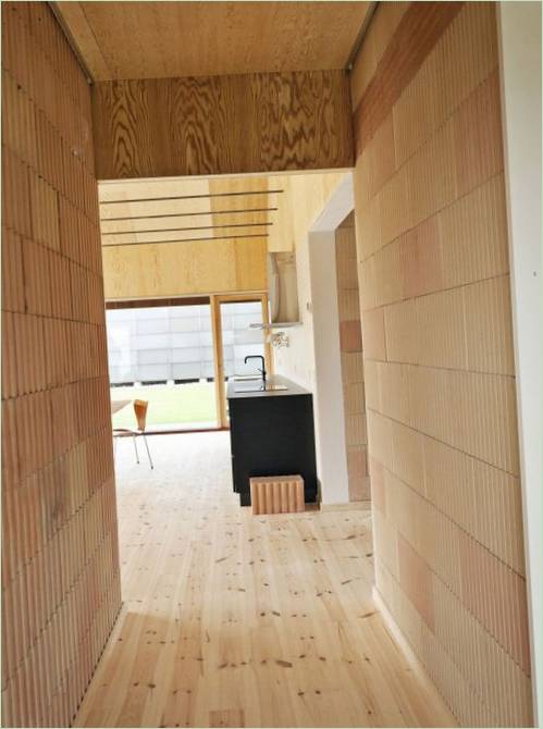Intérieur d'une maison en briques au Danemark