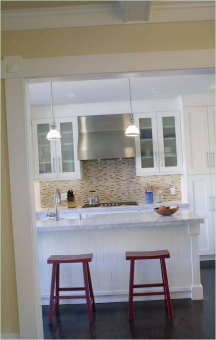 Détails de la décoration intérieure : doublure des meubles Détails de l'aménagement intérieur : habillage des meubles