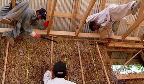 Construire une maison en bottes de paille