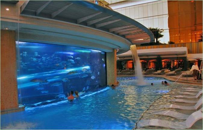 La piscine du Golden Nugget