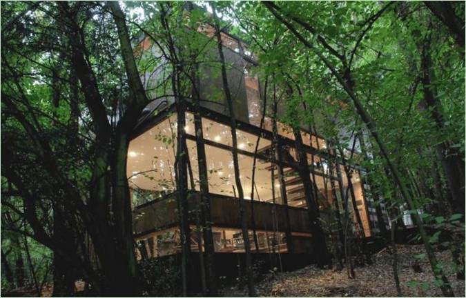 Maison du vaisseau spatial Apollo 11 par Parra+Edwards Architects, La Reina, Chili